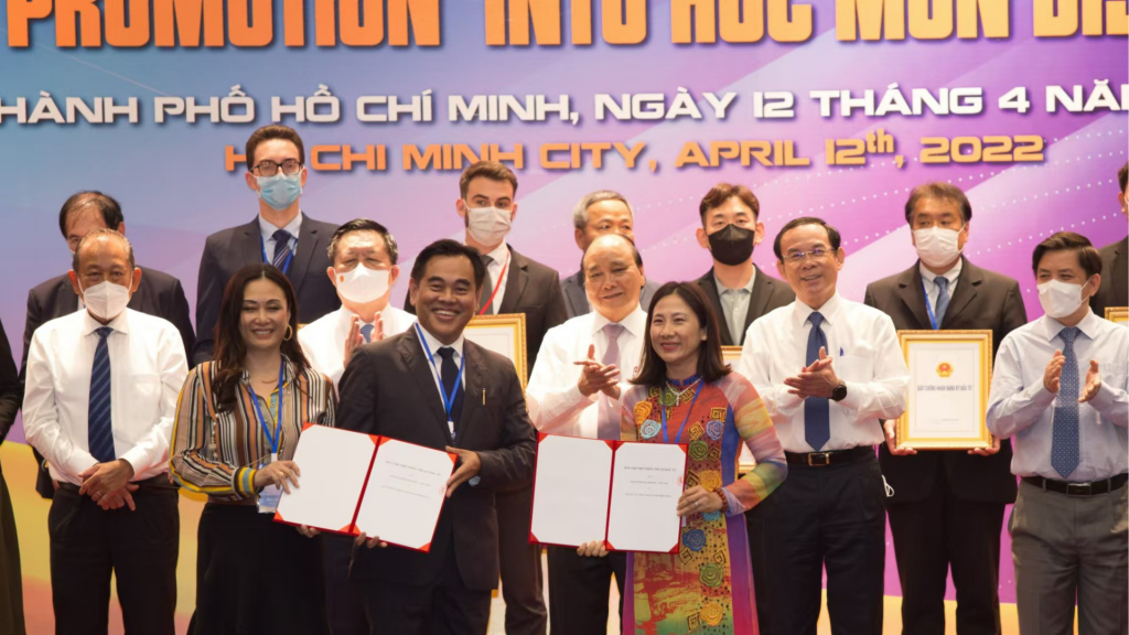 CMIA - Ho Chi Minh CIty MoU Signing Ceremony